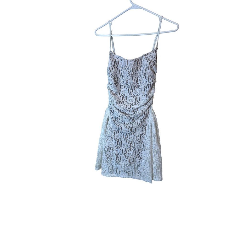 White Fox Dress Womens‎ Small White Lace Ruched Spaghetti Strap Mini Nude Lined